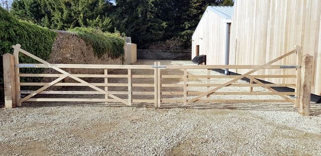 Oak field gates